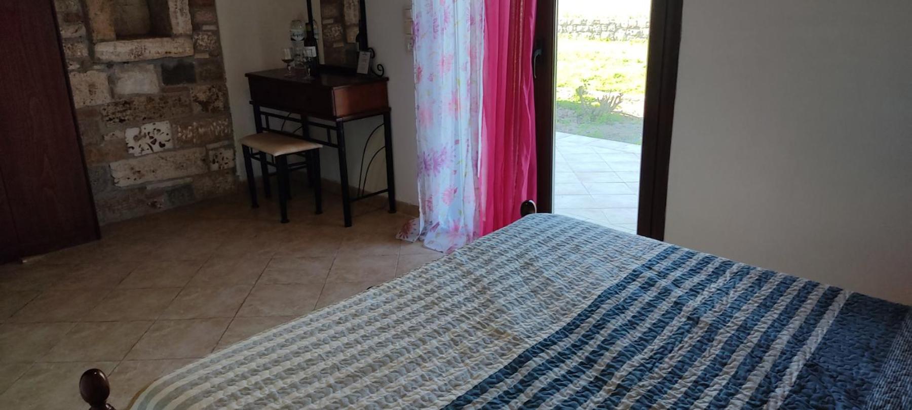 Venos Apartments Marmari  Rum bild